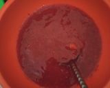 Foto langkah ke 1 dari resep Puding Stroberi Merah Putih.