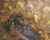 A picture of step 10 of Coconut green peas with potatoes.