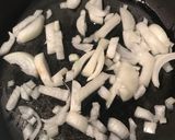 Foto del paso 1 de la receta: Cebollas caramelizadas rápido