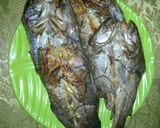 Foto langkah ke 1 dari resep Ikan Asap Santan Jamur Grigit.