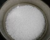 A picture of step 2 of Sabudana khichdi.