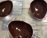 Foto del paso 5 de la receta: Huevos de Pascua de chocolate al 70%