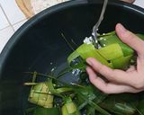 Foto langkah ke 2 dari resep Ketupat Lebaran.