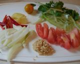 Foto langkah ke 2 dari resep SUP KEPALA IKAN SALMON.