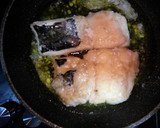 Foto del paso 4 de la receta: Bacalao al pil-pil