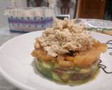 Foto del paso 1 de la receta: Tartar de aguacate, salmón ahumado y mousse de atún
