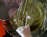 A picture of step 3 of Matcha green chocolate bars.