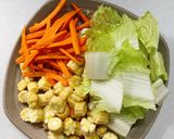Hình bước làm 1 của món Canh bắp non