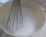 Tejfölös krumplifőzelék sült hússal recept fázis 2 fotója