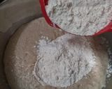 A picture of step 2 of Bread in cooker.