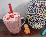 गुलाबी लस्सी विथ टूटी फ्रूटी आइसक्रीम(gulabi lassi with tutti frutti ice-cream recipe in Hindi) रेसिपी चरण 6 फोटो