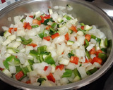 Foto del paso 2 de la receta: Conejo con tomate y verduras. Airfryer y cazuela