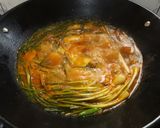 Foto langkah ke 3 dari resep 14. Sayur Asam Ikan Baung Khas Kualuh.