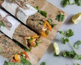 A picture of step 1 of Multigrain methi thepla roll with bell pepper & paneer stuffing.