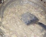 A picture of step 3 of Momos.