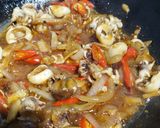 Foto langkah ke 4 dari resep Cumi Asam Manis.
