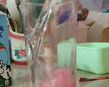 Foto langkah ke 1 dari resep Strawberry milk yakult 🍺🍓.