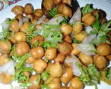A picture of step 1 of Chana masala.