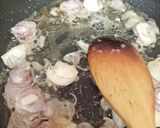 Foto langkah ke 4 dari resep Oseng pindang ale lombok ijo.