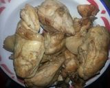 Foto langkah ke 2 dari resep Ayam goreng mentega.