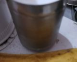 A picture of step 1 of Banana shake.