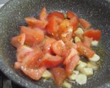 A picture of step 3 of Momo chutney.