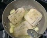 Foto langkah ke 5 dari resep Pan-seared Fish Fillet/ Ikan filet panggang.