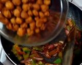 A picture of step 6 of Soya chunks munchurian.