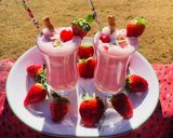 સ્ટ્રોબેરી મીલ્કશેક (Strawberry Milkshake Recipe in Gujarati) રેસીપી સ્ટેપ3ફોટો
