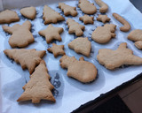 Foto del paso 3 de la receta: Galletas de Navidad de miel 🍯