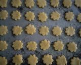 Foto langkah ke 3 dari resep Cookis 4 bahan.