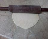 A picture of step 8 of Pepperoni Cheese Paratha.