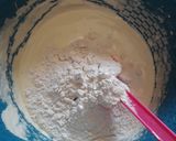 Foto langkah ke 4 dari resep Bolu Pop Ice Mangga No Mixer Irit Telur.