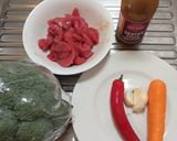 Foto langkah ke 1 dari resep Sapi Brokoli Pasti Terealisasi.
