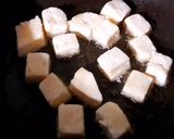 A picture of step 3 of Paneer Makhani.