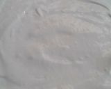 A picture of step 3 of Mocha carpet dessert.