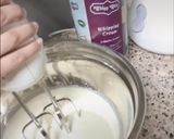 A picture of step 3 of Mango mousse.