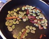Foto del paso 6 de la receta: Cocina para pareja: Pasta a la carbonara con habas frescas