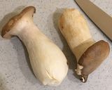 A picture of step 1 of Pan Fried Eringii Mushrooms.