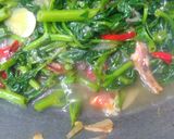 Foto langkah ke 6 dari resep Tumis kangkung teri gundul.