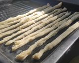 Foto del paso 4 de la receta: Grissini con queso