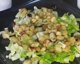 صورة لخطوة 2 من وصفة سلطه المقالي 🍆🥔🥕🌽🥬
