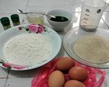 Foto langkah ke 1 dari resep Bolu Pandan.