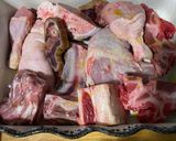 Foto del paso 1 de la receta: Caldo de huesos horneados