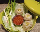 A picture of step 5 of Veg steam momos.