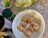 รูปขั้นตอนการทำที่ 1 ของ แกงจืดผักกาดขาววุ้นเส้นหมูสับ (แกงจืดบอลหมูวุ้นใส่ผักกาดขาว)
