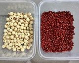 A picture of step 1 of Red Bean and Lotus Seed Soup.