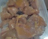 Foto langkah ke 2 dari resep Ayam Asam Manis.