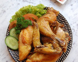 Foto langkah ke 3 dari resep Ayam ungkep bumbu Kuning, simple & yummy.