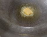 A picture of step 1 of Crunchy Salted Popcorn.